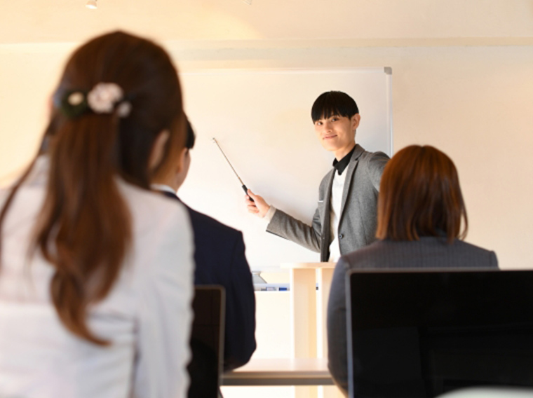 定期的なセミナー